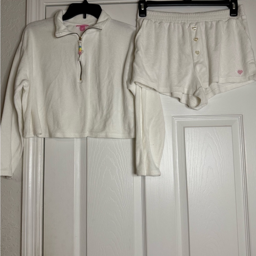 Stoney Clover Lane Cream Fleece Pullover and Shorts Set